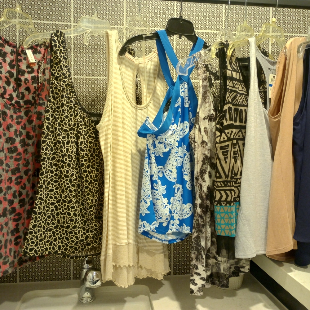 9 Multicolor Multi Name Brands Patterned Women's Top